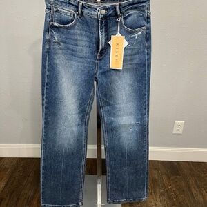 Risen Tummy Control Jeans NWT